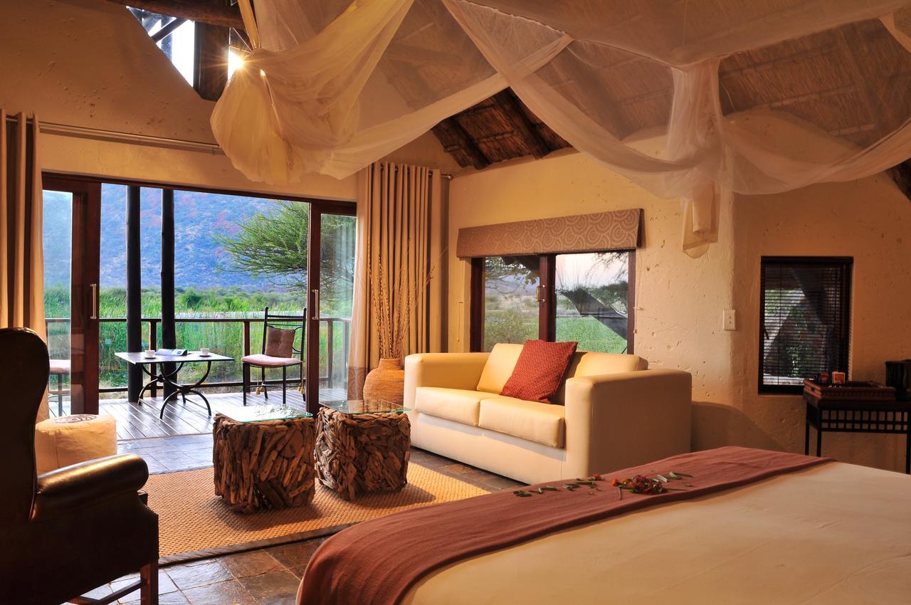 Tau Game Lodge Madikwe Game Reserve Ngoại thất bức ảnh