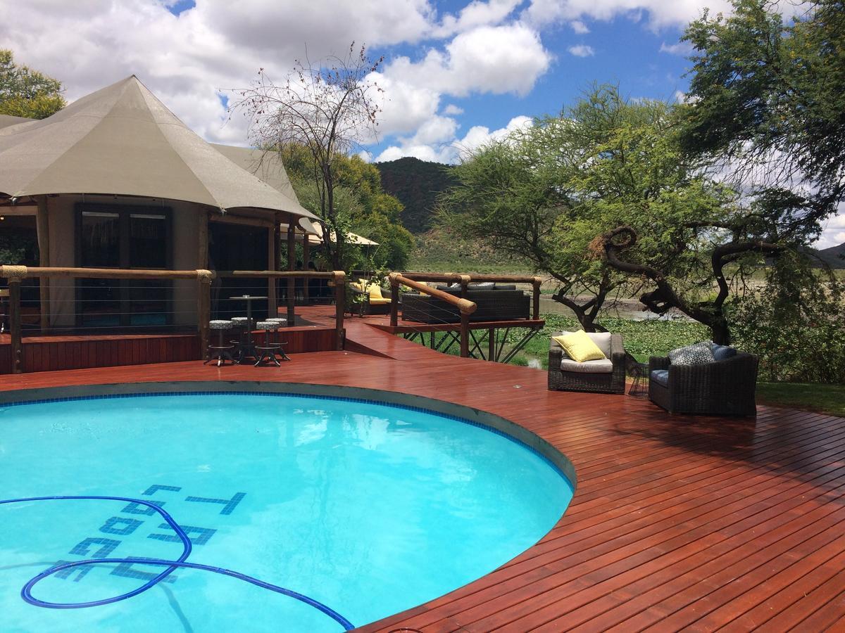 Tau Game Lodge Madikwe Game Reserve Ngoại thất bức ảnh