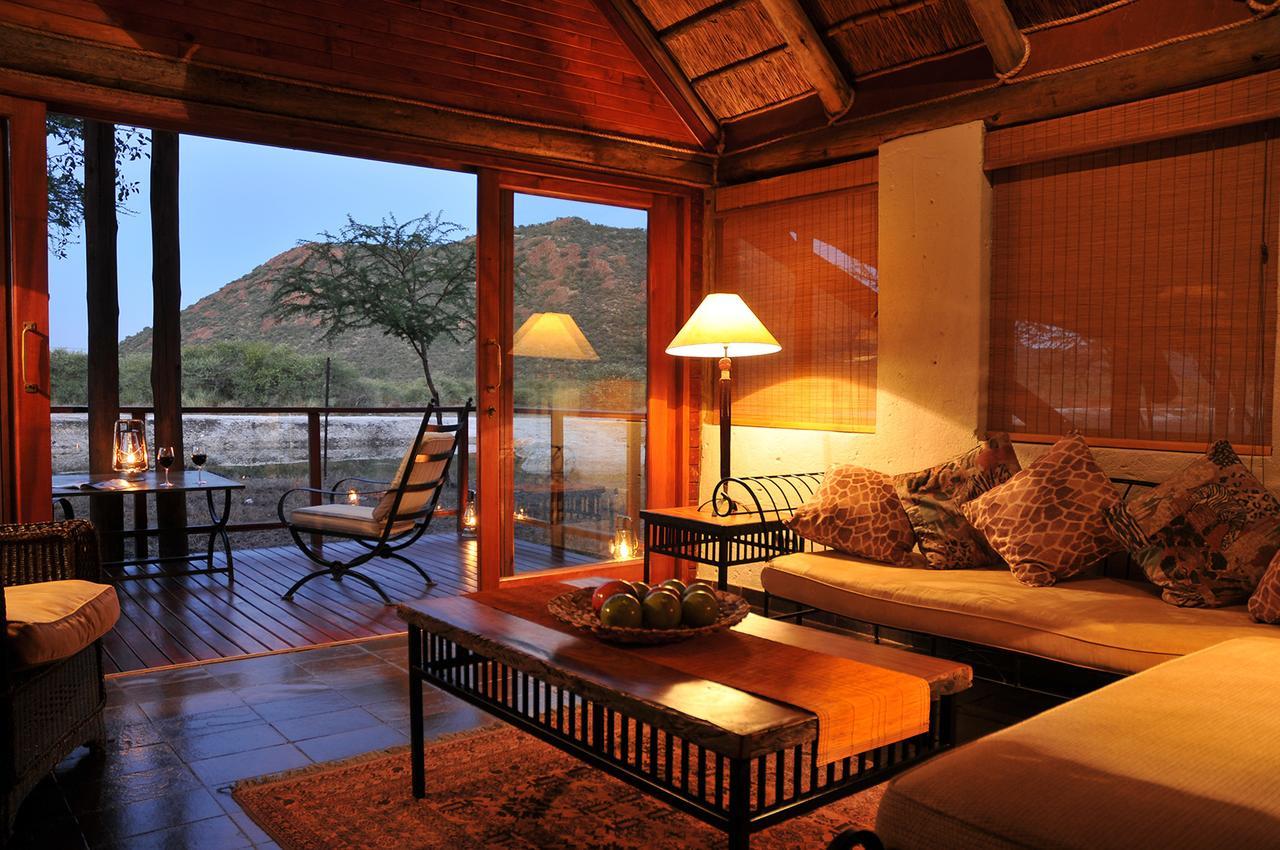 Tau Game Lodge Madikwe Game Reserve Ngoại thất bức ảnh