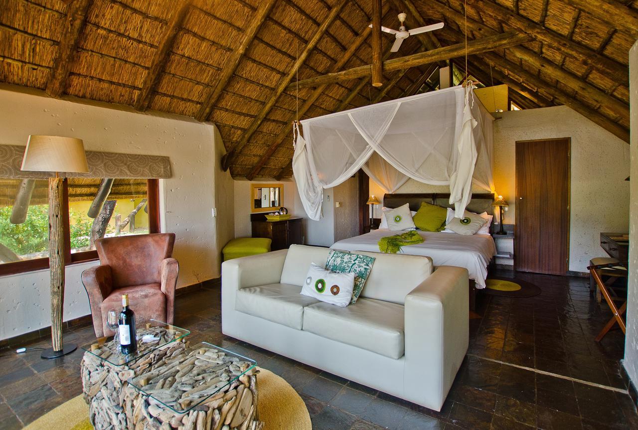 Tau Game Lodge Madikwe Game Reserve Ngoại thất bức ảnh