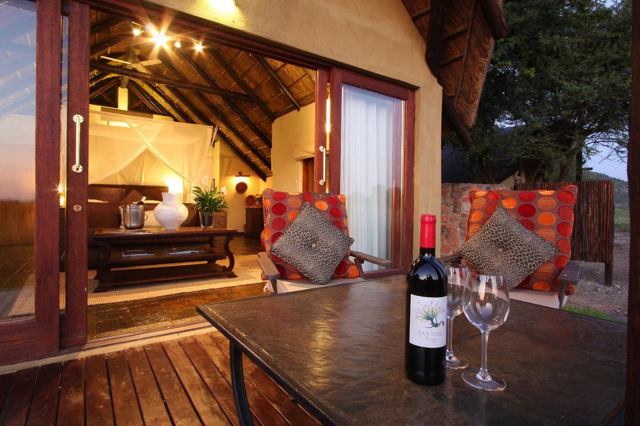 Tau Game Lodge Madikwe Game Reserve Ngoại thất bức ảnh