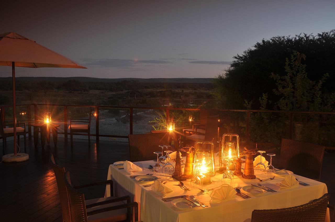 Tau Game Lodge Madikwe Game Reserve Ngoại thất bức ảnh