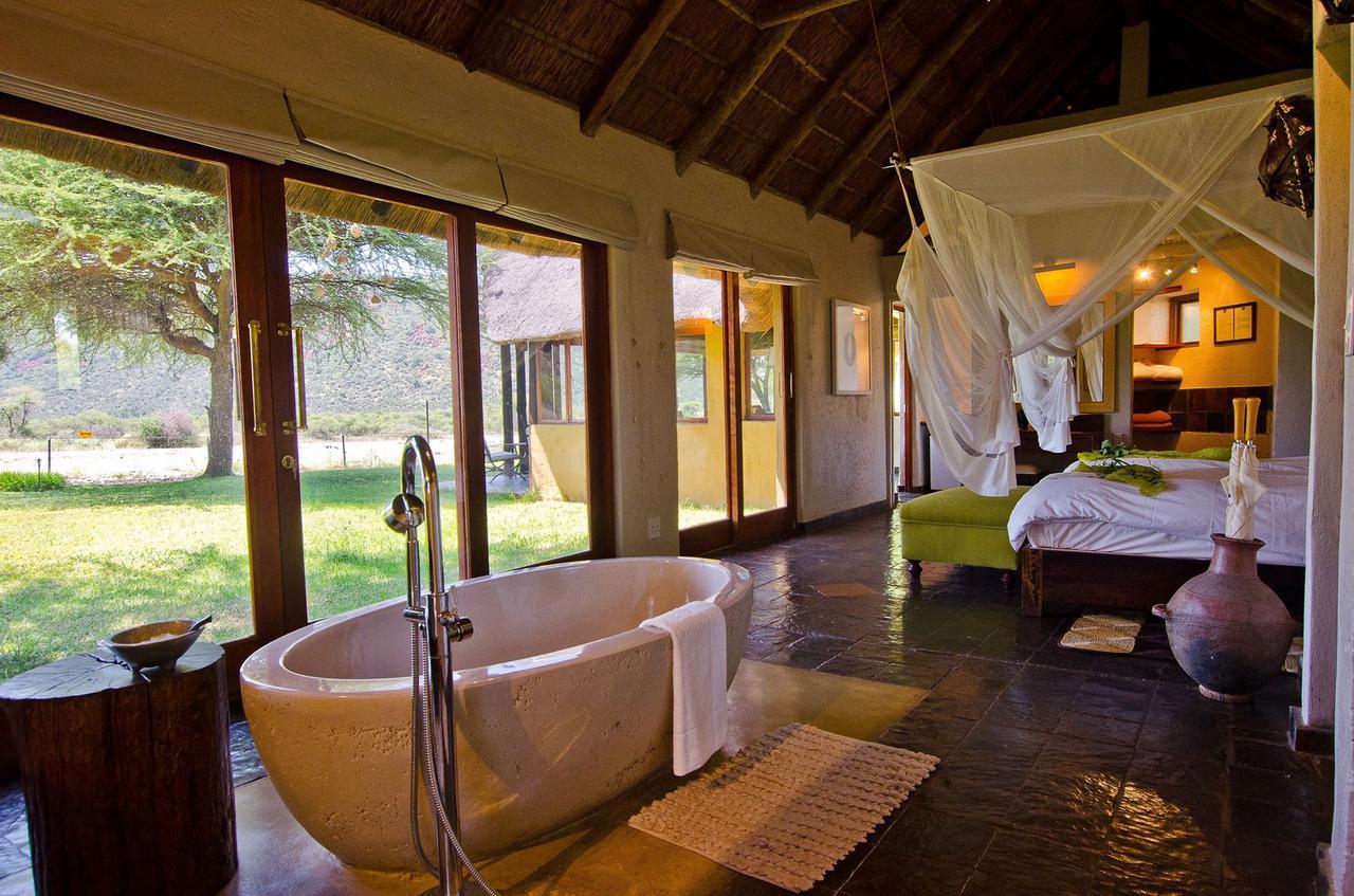 Tau Game Lodge Madikwe Game Reserve Ngoại thất bức ảnh